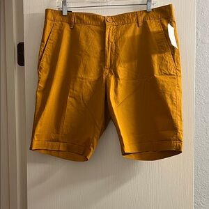 H&M Men's Amber Flat Front Shorts
